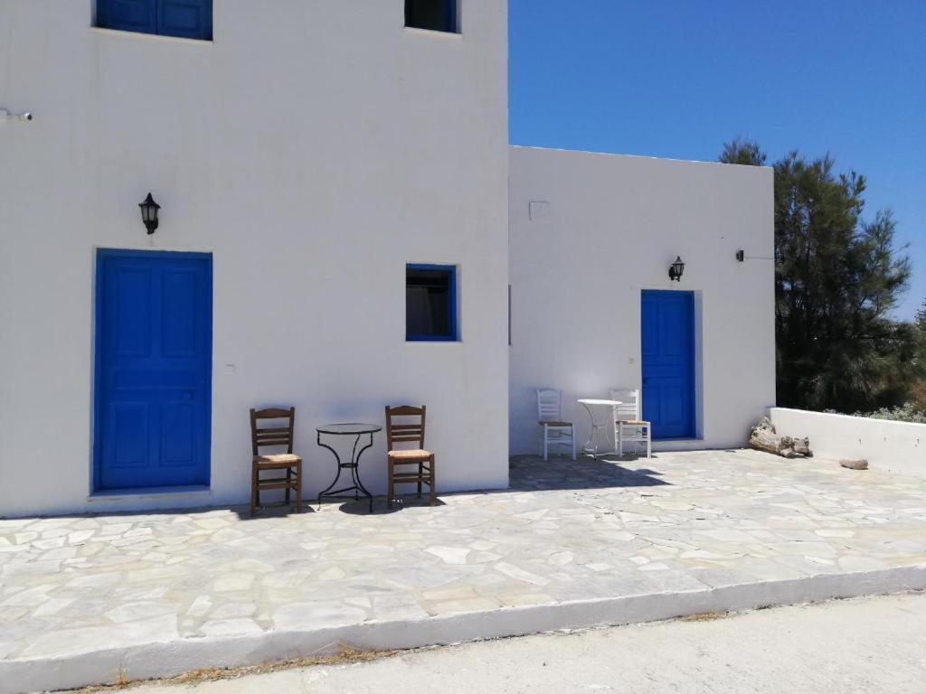 Apartment Papikinou Adamantas (Milos)