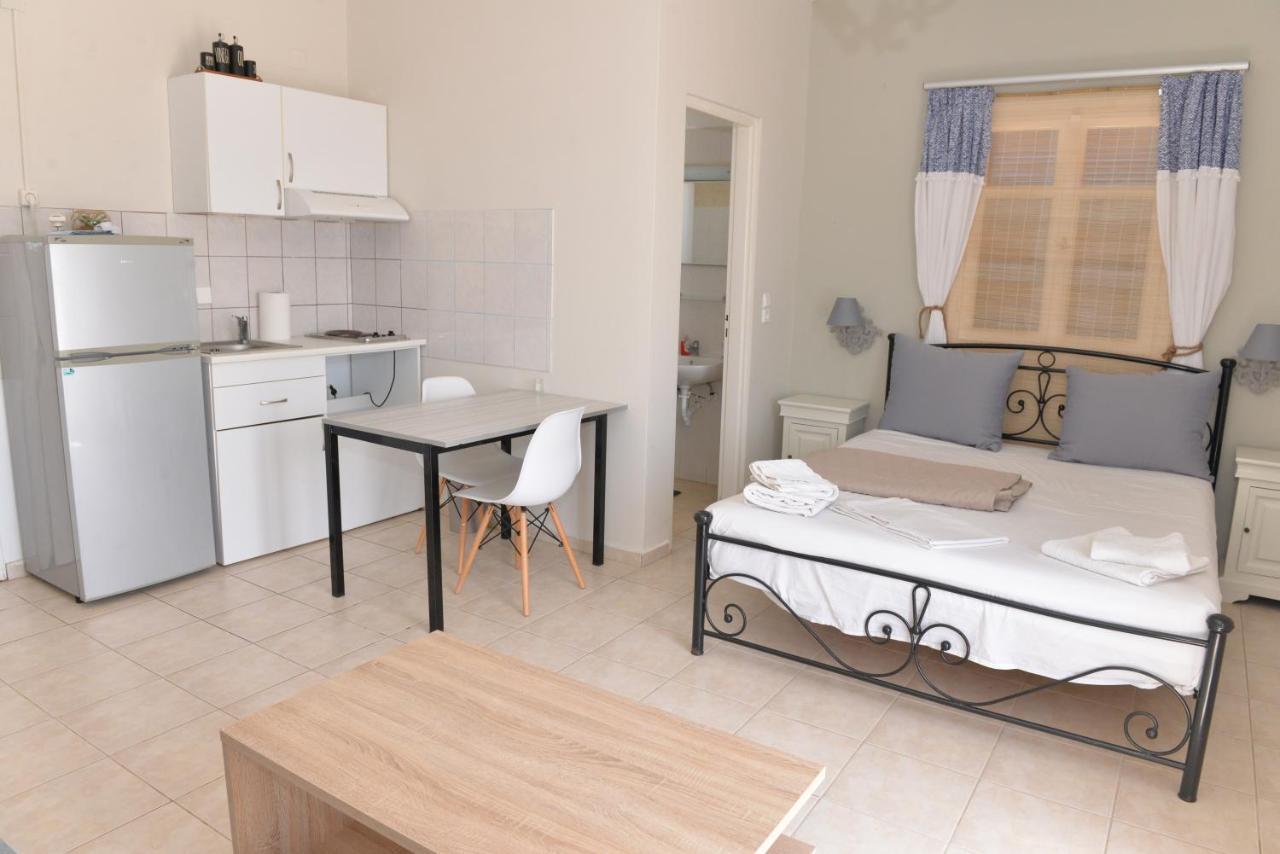 Apartment Papikinou Adamantas (Milos)